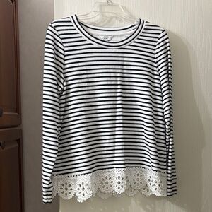 NWOT Crown and Ivy Striped Crochet -Hem Long Sleeve Top - Navy/White size Medium